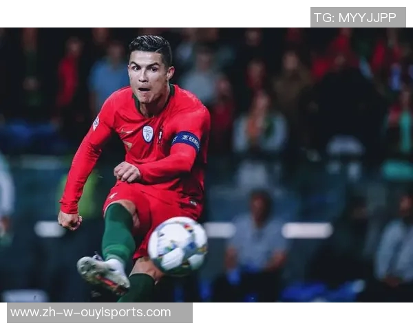 四大足球巨星从少年到传奇之路他们的童年故事揭秘 四大足球巨星从少年到传奇之路他们的童年故事揭秘